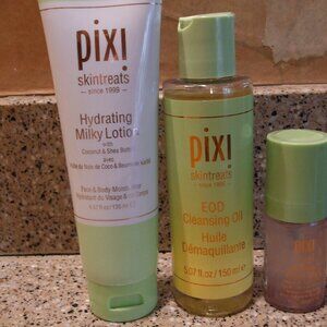 PIXIE Milky Moisturizer & Cleansing Oil plus Setting Mist . NEW!!